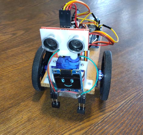 ロボット工作教室で製作するロボット